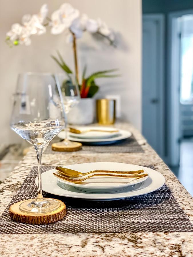 Appartamento Full Kitchen,King,W/D,Netflix,2 Smart Tvs,Parking Louisville Esterno foto